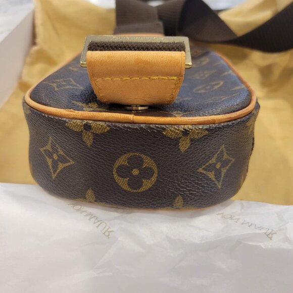 Authentic LOUIS VUITTON Monogram Pochette Ganju Bum Bag  M51870 - Picture 7 of 11